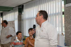 JEB8958