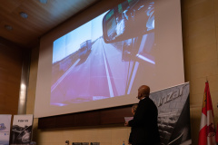 JEB1162-DeNoiseAI-low-light