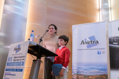 JEB1201-DeNoiseAI-low-light