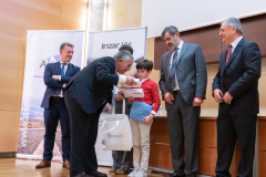 JEB1210-DeNoiseAI-low-light